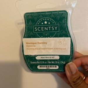 Scentsy Aloe Vera & Ivy Wax Bar